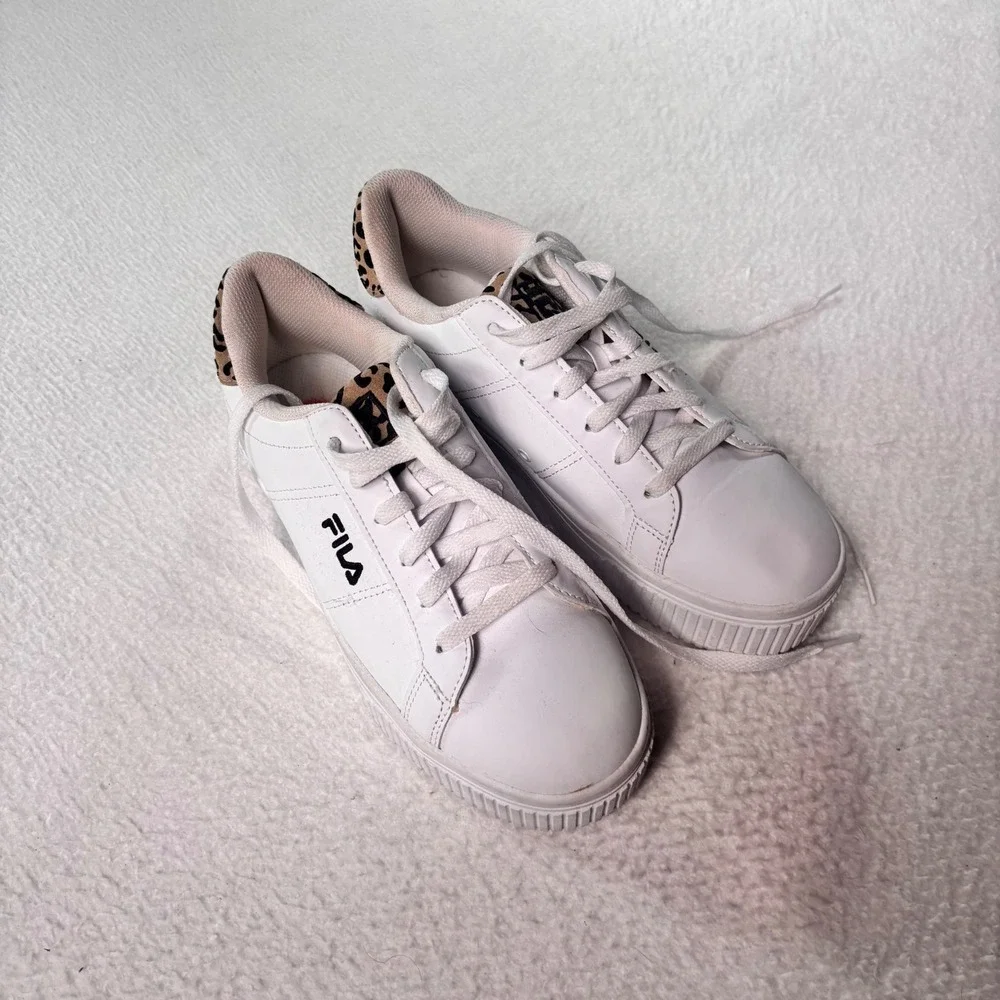 FILA Platform Sneakers Womens 9.5 White Leopard Print Heel Lace Up Casual Shoes